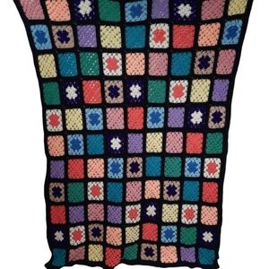 Vintage‎ Handmade Pastel Afgan Large Granny Square Crocheted Throw Blanket